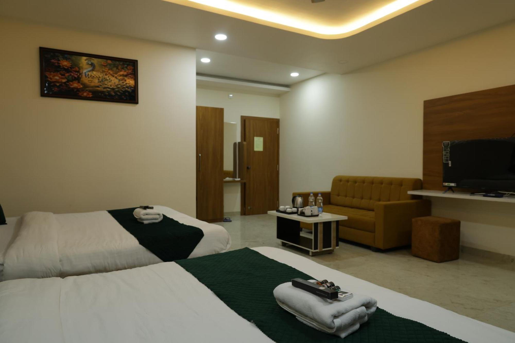 Hotel The Prime Land Hoshangabad Luaran gambar