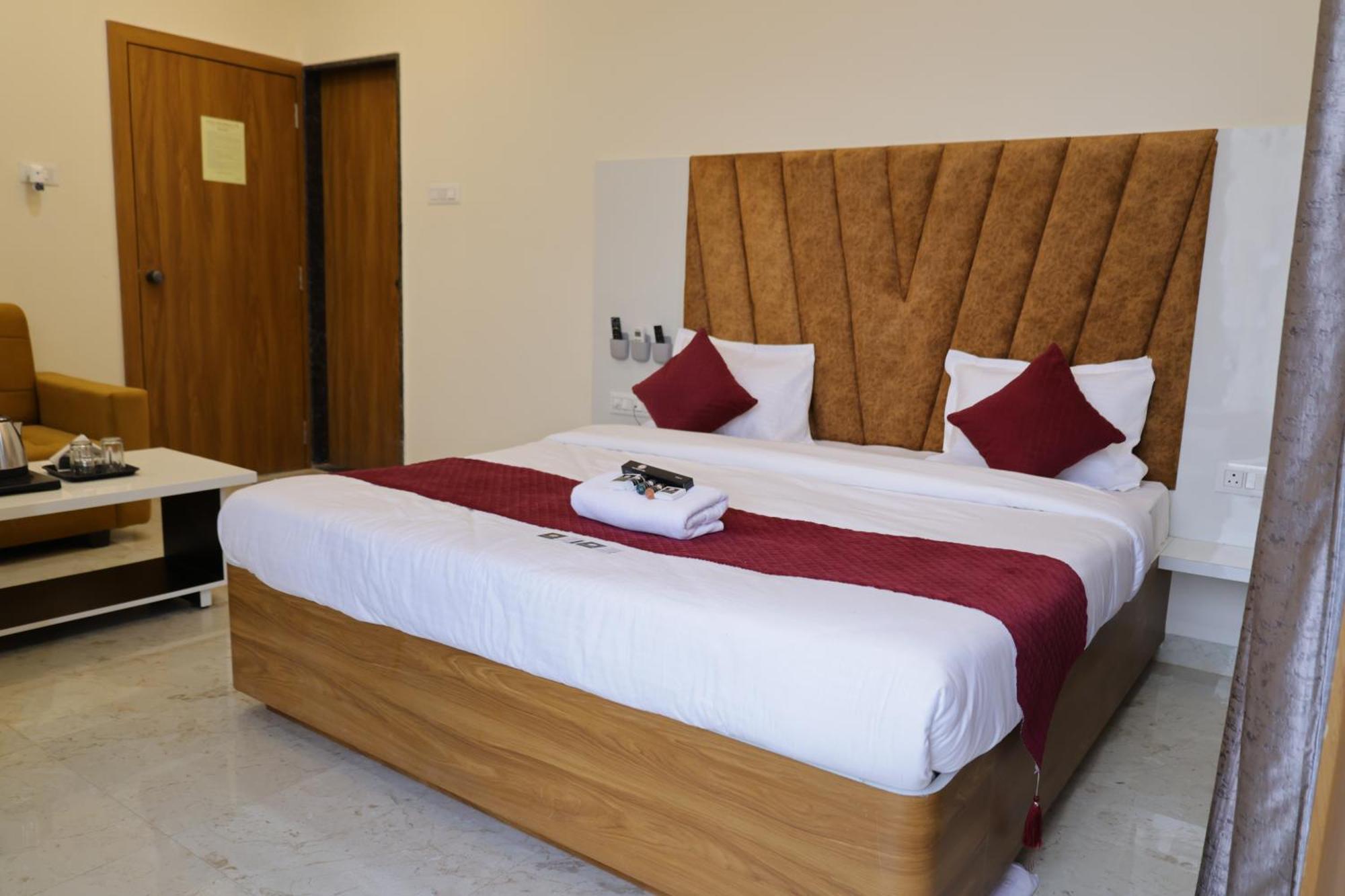 Hotel The Prime Land Hoshangabad Luaran gambar